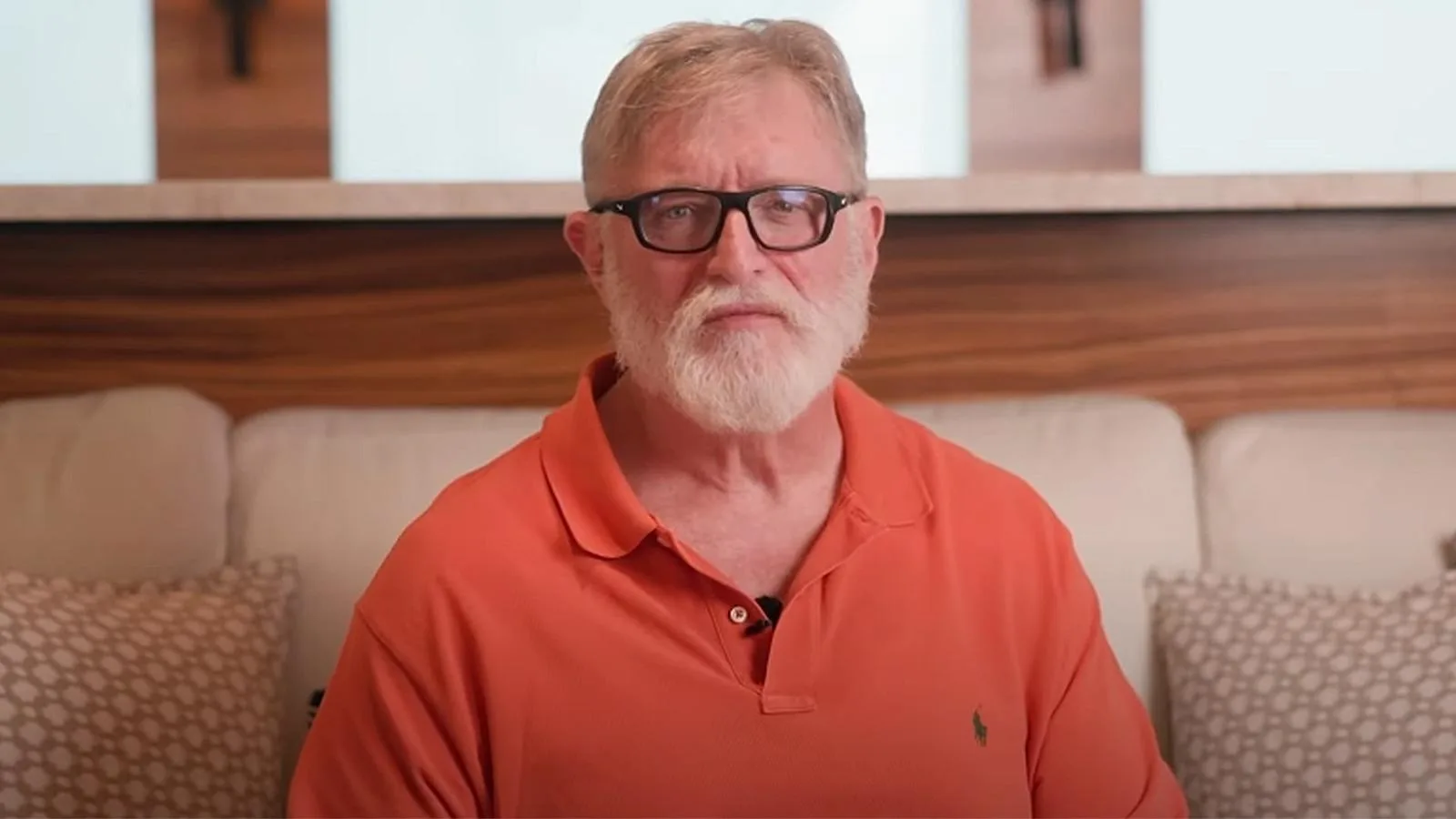 Gabe Newell, Valve ofisinde boğaz şarkısı söylediğini doğruladı