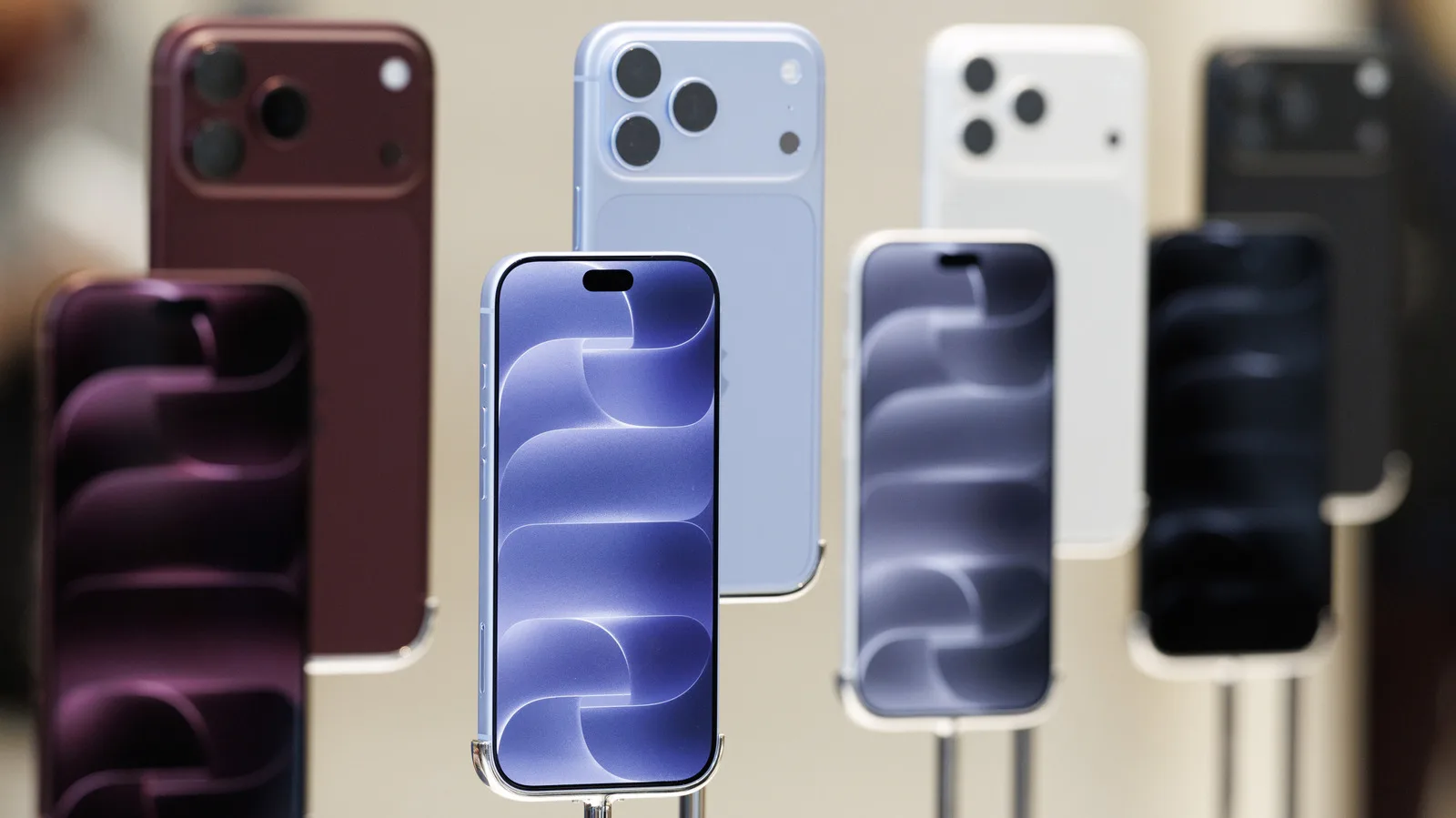 iPhone 18 Pro Max için AT&T şebeke hatası açıklandı